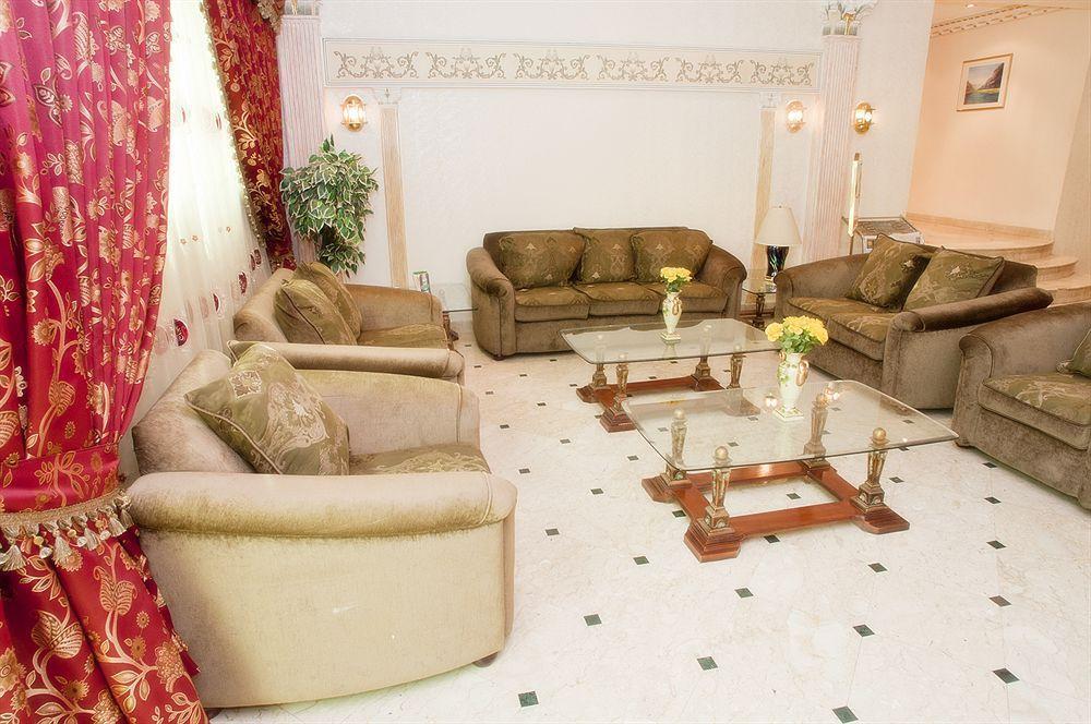 Nuzha Hotel Apartments Маскат Экстерьер фото