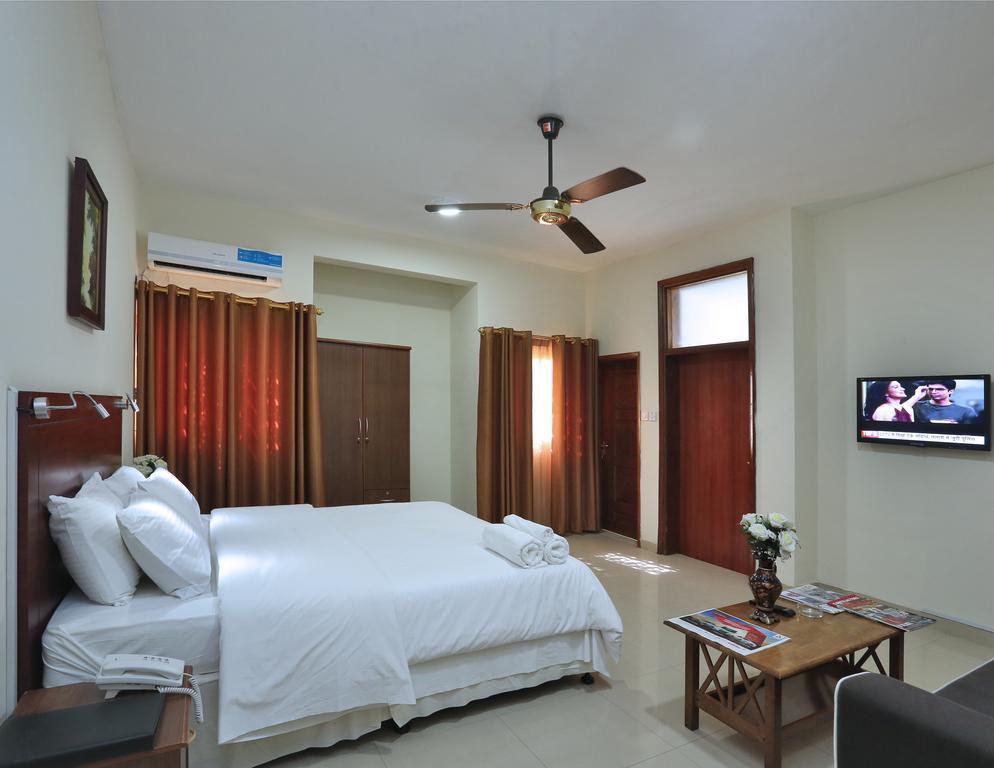Nuzha Hotel Apartments Маскат Экстерьер фото