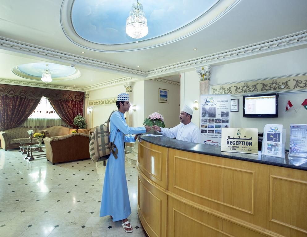 Nuzha Hotel Apartments Маскат Экстерьер фото