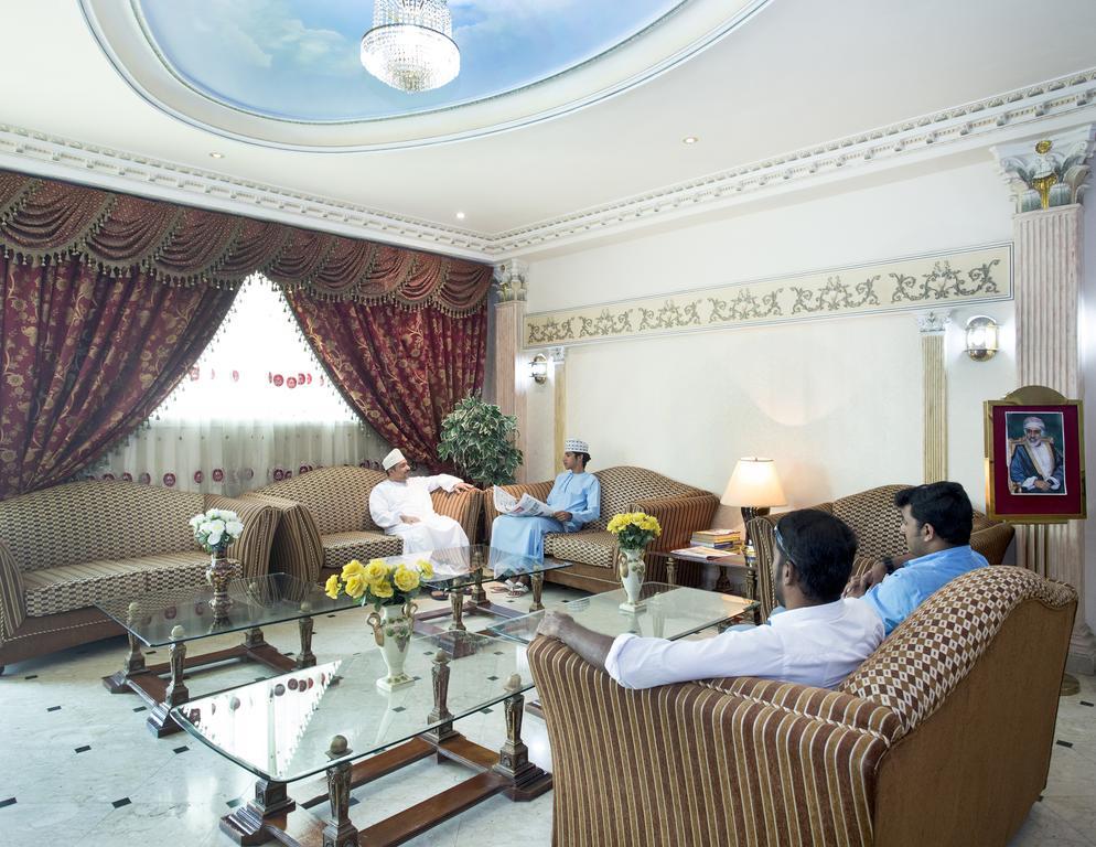 Nuzha Hotel Apartments Маскат Экстерьер фото